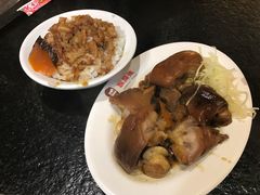 -胡须张鲁肉饭(美食文化馆店)