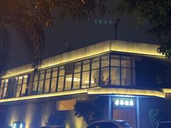-荣誉海鲜酒楼(海湾店)