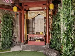 -暴风岛沉浸式体验馆(百联世纪店)