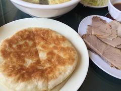 -李连贵酒家熏肉大饼(昆明街店)