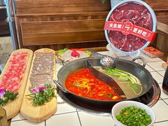 -热火朝天鲜切牛肉火锅(南强街巷店)