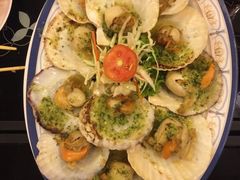 -J Daeng Seafood