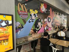 -麦当劳(中二横路店)