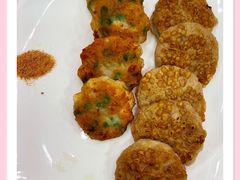 香煎墨鱼饼-六婶西关小厨(光塔路店)