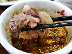 -朝伟清真铜瓢牛肉馆(三十年老·店)