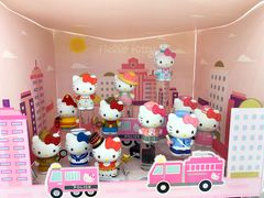 -泡泡玛特POPMART(侨福芳草地店)