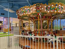 -莫莉幻想儿童乐园(武汉保利广场店)