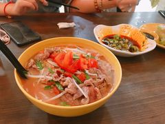 -谭仔云南米线(粉岭车站路店)