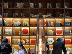 -蚝堡海鲜·威海菜·海肠捞饭·烧烤·亚洲吃蚝公司(幸福门店)
