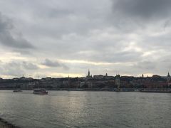 -多瑙河畔鞋履雕塑