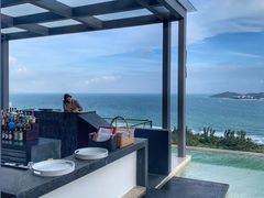 -瑰丽酒店·海吧·天际下午茶·现场DJ·天台酒吧