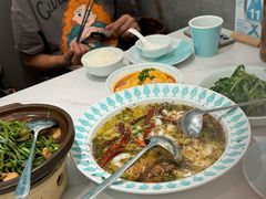 -姚姚酸菜鱼·金戈戈香港豉油鸡(喜荟城联名店)