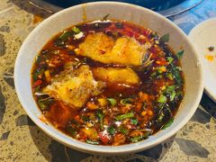 -肖肖酸萝卜鱼火锅(总店)