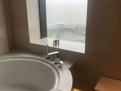 -舟山希尔顿酒店