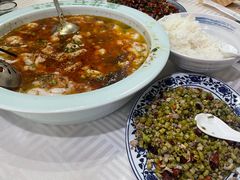 -莲花石酸菜鱼(临海远洲路店)