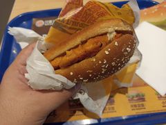 果木香风味火烤鸡腿堡-汉堡王(砂之船奥莱店)