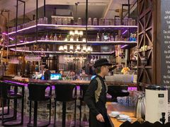 -爱啤精酿·民谣酒馆(滨江店)