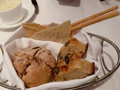 餐前面包-北京金融街丽思卡尔顿酒店·意味轩 Cepe