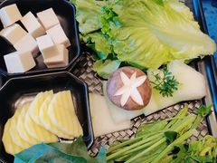 -一席地·本地鸡窝·杭帮鸡火锅(萧山银隆百货店)