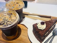 -Peet's 皮爷咖啡(海雅缤纷城店)