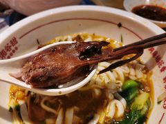 -呷佬·长沙手工米粉(金沙江路店)