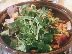-胡须佬鸡煲四季火锅(龙珠大道店)