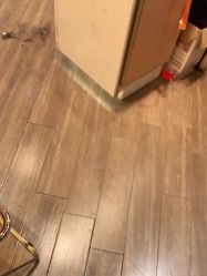 -一東造型烫发染发