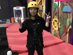 -嘿哟动霸CHUA·新潮玩运动娱乐中心·蹦床滑冰团建乐园