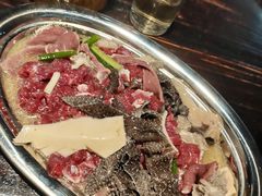 -玉林仔鲜牛老火锅(南宁港店)