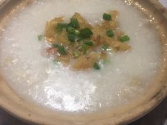 -新大咀港式茶餐厅(宝山万达店)