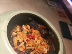 -佬麻雀·新湘菜(珠海金发购物中心店)