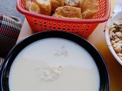 豆浆糯米饭-豆香园(龙翔店)