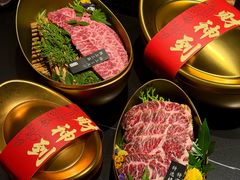 -山川小町·极番烧肉(新地假日广场店)