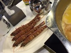 -鲜入围煮花胶鸡海鲜火锅