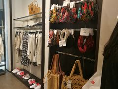 -ZARA(恒隆广场店)