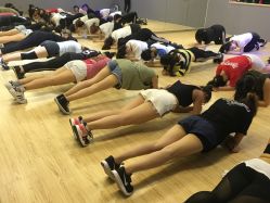 点击看大图 -STAR舞蹈工作室