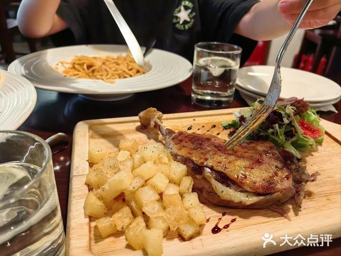 La Creperie法餐厅(桃江路店)油封鸭腿图片
