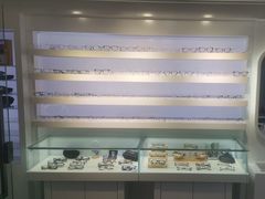 -浮光眼镜·蔡司视觉合作·数字验配中心(陆家嘴店)