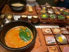 -银米·云南传统过桥米线(双廊黑金冠店)
