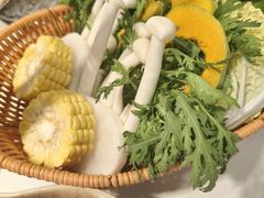 -椰子湾·海南火锅·糟粕醋·椰子鸡(正大广场店)