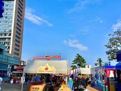 -百年港湾奥特莱斯(香炉礁店)