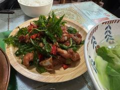 -蜗牛小馆醉乡民谣云南菜(惠新西里店)