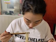 -嵊州特色小吃(萧山街店)