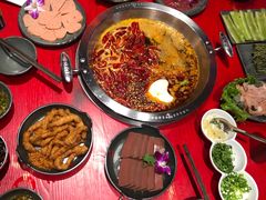 -谭鸭血老火锅(漳州路店)