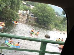 景点-安吉龙王山峡谷漂流