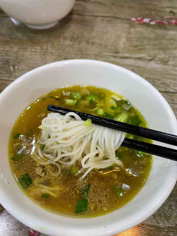 盛唐府乾州酸汤面-"去乾陵旅游,不想在旅游区吃饭,来到乾县已.