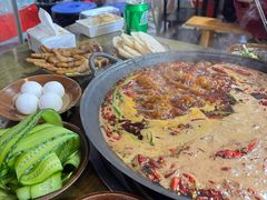 -黄潇洒老火锅(九眼桥宏济巷店)