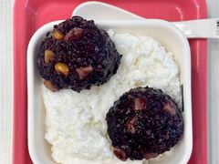 海底椰白雪黑糯米-满记甜品(静安大悦城店)