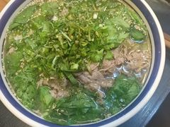 -云阿蛮云南生烫牛肉米线(奉贤路店)