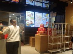 -麦当劳(中山公园龙之梦店)